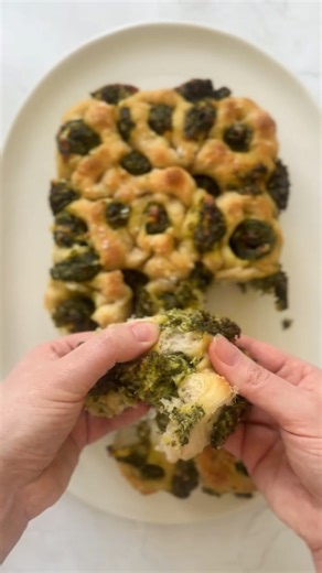 Cobb Loaf Pull-Apart Focaccia, Perfect for tearing and sharing! Simply make our basic focaccia recipe (Comment 'focaccia' for the link), cut the dough into 12 even pieces and roll into balls. Oil a baking dish, line up the bread balls and let proof until doubled and puffy. Make cobb dip and add to a piping bag. Pipe dip into the centre of each ball and in all the nooks and crannies. Hot tip: this would be even better with some grated cheese in between each bread ball! For the cobb dip: 1x 250g t