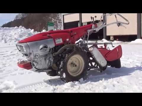 昔のトラクターﾎﾝﾀﾞF100 Vintage and classic tractor in JAPAN