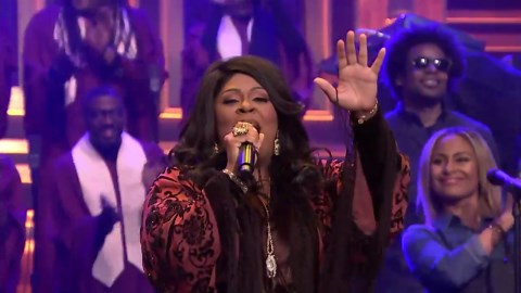 Jimmy Fallon - Pharrell Williams and Kim Burrell: I See a Victory