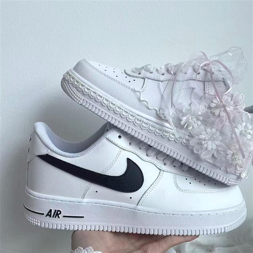 Personalized Wedding Sneakers for Bride and Groom, Custom Pearl Bridal Shoes, Couples Wedding Sneakers, Reception Shoes Gift - Etsy