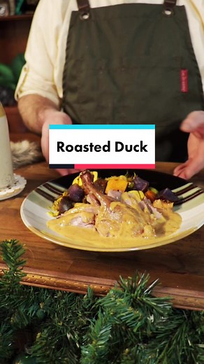 Enjoy #gingercattavern #dndtiktok #taverncore #taverntiktok #food #foodies #roastduck #feast #cooktok #wintersolstice