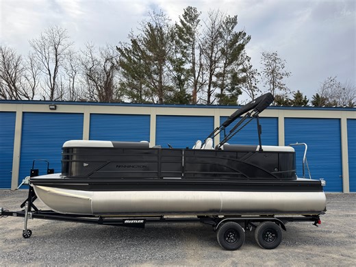 New 2026 Bennington 22 SSR-Tritoon, 37615 Johnson City - Boat Trader