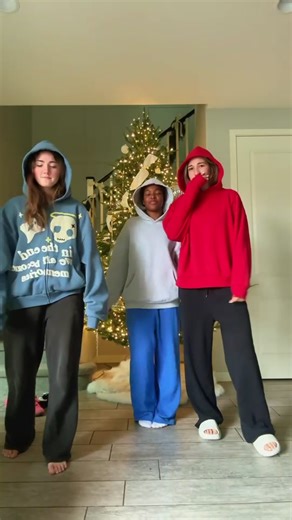 dc: 🙋🏽‍♀️