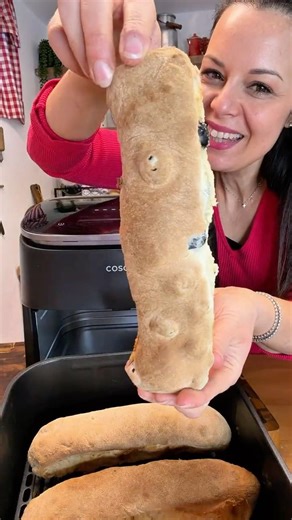 AIR FRYER BREAD 😱 cooked in 20 minutes! Crispy on the outside and soft on the inside 🥖