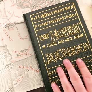 658 reactions · 111 shares | MAGNIFICENT LEATHER SET: Add Tolkien's greatest works to your collection - bound in genuine leather with 22kt gold accents. | Easton Press Books | Facebook