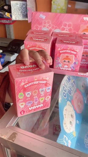 Unboxing Yaya's 1 Year Blind Box Surprise