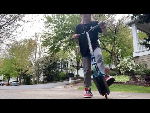 How to do a tail whip