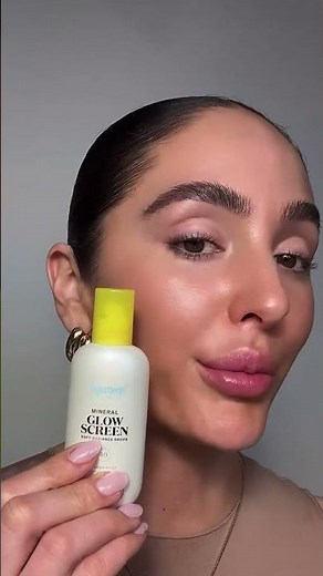 The difference between Glowscreen and Mineral Glowscreen Drops 🤩 #supergoop #sunscreen #spf