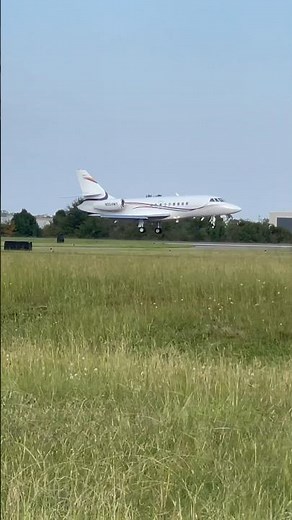Falcon 2000 Landing #aviation #planespotting