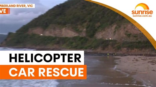 Helicopter operation recovers flood-ravaged Great Ocean Road cars
