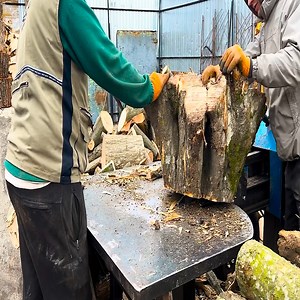 69K views · 112 reactions | Extreme splitting skills | Ristorante pizzeria trattoria Celestino | Facebook