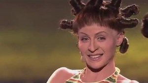 Aleksandra Szwed jako Reni Jusis - Twoja Twarz Brzmi Znajomo