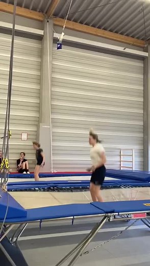 Yeah hahaha #foryoupage #fyp #trampoline