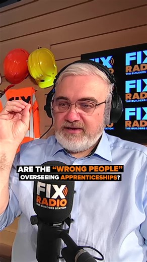 Are the wrong people in charge of Apprenticeships? 🤔 Paul Meenan shares his thoughts and explains why Apprenticeships can't be done quickly. #construction #constructionlife #builders #electrician #electricians #electriciansoftiktok #tradiesoftiktok