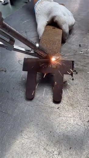 Handheld Laser 🥽 Machine Powerful Metal Precision🔥#HandheldLaserWeldingMachine #LaserWelding