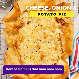 CHEESE, ONION AND POTATO PIE 🥰 Such yummy flavours! FULL RECIPE 👉👉 https://pinchofnom.com/recipes/cheese-onion-and-potato-pie/ Our NEW cookbook Pinch of Nom: Budget is available NOW 👉👉 https://amzn.to/3y25L6Q | Pinch of Nom