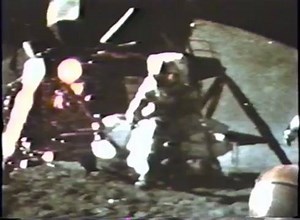 Experimento sobre Gravidade feito na Lua! Em 1971, o Astronauta...