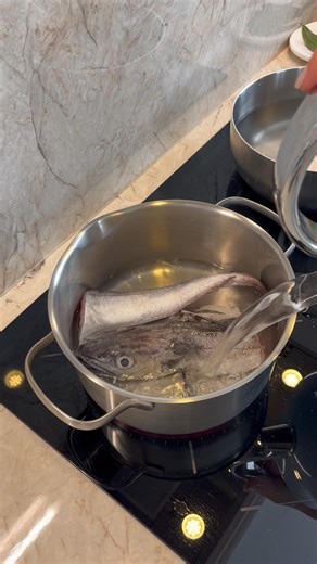 ψαρόσουπα με μπακαλιαρακι 🤤 #soup