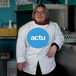 31K views · 323 reactions | Depuis 20 ans, ce restaurant a un p'tit truc en plus. Ce sont des personnes en situation de handicap qui assurent la cuisine et le service 六‍ | Lorraine Actu | Facebook