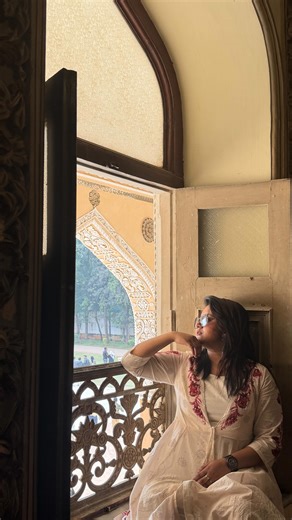 A Foodie's Diary || Food-blogger || Lifestyle Blogger on Instagram: "Two iconic Hyderabad eats, one delicious reel 🍽️ A taste of Arabian bites and a hint of something else... 🤤 Can you crack the code and guess our next foodie destination? 🔍 . . . . #hyderabad #food #fyp #eating #tasty [Vlog Travel Instadaily Reel]"