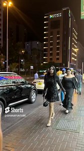 I went to try the best KFC in Dubai. They have spicy chicken and other items in the menu. This KFC in Baniyas Square opens 24 hours a day | GHANAFUNTUBE