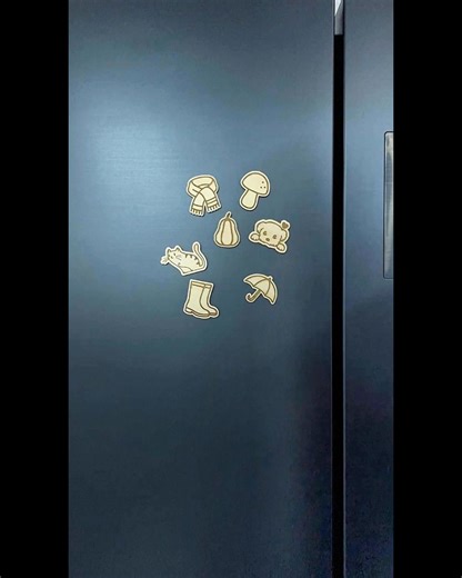 🐾 Cute Fridge Magnet made with Alpha MK2 💛 Bring cuties to the fridge or stick around With Alpha MK2's precise engraving and fast cutting, you can easily turn plywood into adorable cat & dog designs✨ ⚙️Engraving: 6000mm/min | Cutting: 300mm/min | Power: 100%(20W) | Materials: plywood About Alpha MK2: https://algolaser.com/products/algolaser-alpha-mk2-diode-laser-engraver-algolaser?ref=TINGZE #LaserEngraving #PetDIY #FridgeDecor #WoodCraft #CatLover #DogMom #DIYCrafts #AlgoLaser #HomeDecor #Mak