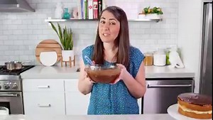 ✅ RECIPE: https://thestayathomechef.com/chocolate-ganache/ The Ultimate Guide to Chocolate Ganache is for both the beginner and experienced home chefs. Requiring only 2 ingredients, you will learn how to make a standard ganache for drizzling, firm ganache, whipped ganache, milk chocolate ganache, and white chocolate ganache. It's a snap! | The Stay At Home Chef