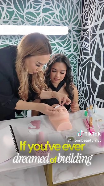 💖 Stop scrolling, girls… your new career is waiting! 💖 Want to master eyelash extensions and start your own beauty biz? ✨ I’m opening spots for my exclusive lash course, where you’ll learn: 💎 Classic & volume techniques 💎 Hands-on practice 💎 How to build a successful lash business This isn’t just a course — it’s your ticket to freedom, confidence, and doing what you love. 📲 Limited spots — DM me now to join and start your lash journey! #lashtraining #lashcourse #lashartistlife #beautyboss