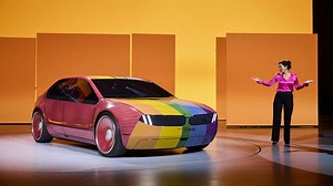 2K views · 172 reactions | At CES 2023, BMW revealed its second generation of E-Ink and also the world's first color changing car - BMW i Vision Dee e Ink. The color changing BMW can change through 32 different colors, across 240 different exterior panels. Which means the entire exterior of the car can be changed and customized. | BMWBLOG | Facebook