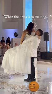 When you’re lifting your bride and the excitement is too much for your suit to handle! 😂 The dress wasn’t the only thing making a statement, those pants didn’t stand a chance! 💍 #WeddingFails #GroomStyle #WeddingMemories #BrideAndGroom #WeddingDayFun #WeddingHumor #WeddingVibes #GroomProblems #EpicWedding #WeddingLaughter #WeddingDance #BrideGoals #FunnyWeddingMoments #UnforgettableWedding #WeddingBloopers #WeddingHighlight #WeddingParty #WeddingFun #LoveAndLaughter #WeddingJoy #HappilyEverAft