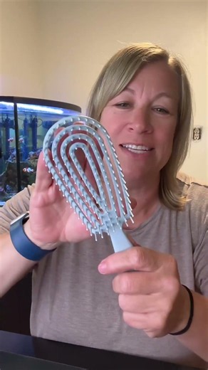 Kitsch Detangler Brush Review