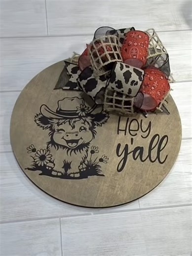 Follow Thread and Grace on FB or the book of faces... whatever we have to call it now. watch this video get like 3 views because of this caption. 😂 I've been posting over there more because they at least share my videos with my followers. Also, if you're a sign maker, or love fun digital files you can use with your vinyl cutting machine, check out my Etsy shop. this file is out there along with a bunch of other designs I hope you'll love. all of my links are on my website in my profile. #diydec