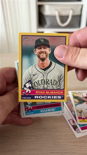 FAT PACK FRIDAY - TOPPS HERITAGE 2025 BASEBALL RIP
