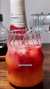 Did you know you can make the most beautiful mocktail of the summer in 2 minutes? 🍹