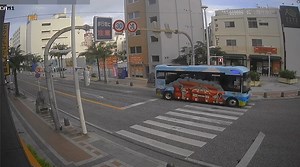 沖縄国際通り安里交差点ライブカメラ(沖縄県那覇市安里)