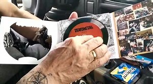 4.9K views · 418 reactions | VENTA EN FORMATO DIGIPACK DE LUJO DEL ALBUM "DEMOS", MANDA UN WHATSAPP A LA MAZAKUATA 5581282955 | Transmetal | Facebook