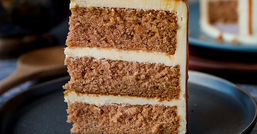 Super Moist Applesauce Spice Cake