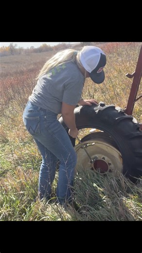 11K views · 236 reactions | femalefarmerrancher.com #FarmLife #FarmGirl #Nebraska #MidwestLiving #CornField #CropSeason #PivotIrrigation #BigRigLife #SemiTruck #CountryLiving #AgLife #NebraskaFarm #MidwestFarm #FarmLifeVibes #CornHarvest #CountryGirl #RuralLiving #AgricultureLife #FarmLifeGoals #CropRotationEvolution. | femalefarmerrancher | Facebook