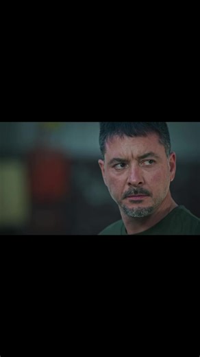 @El Bere Bere Enemigo íntimo-Temporada 2 EPISODIO 60/60 #🇭🇳Walter La guerra entre Roxana y Alejandro se intensifica y alcanza límites insospechados. Pero el surgimiento de un enemigo común los obliga a unirse, a encontrar en la relación que tuvieron de niños la fuerza que les permite vencer. Título alternativo Enemigo Íntimo Episodios 60/60 Calidad Alta definición Tipo: Serie | Año: 2020 Género: Acción | Crimen | Drama | Telenovela | Suspenso​​ Actores: Aitor Luna | Amaranta Ruíz | Arturo Garc