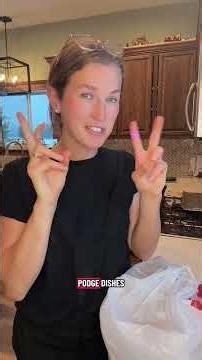 “One more family this week, and one more to go 🎉🫶🏻” #familyphotography, #familyphotoshoot,