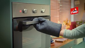 Descoperă noua hârtie de copt FINO cu tehnologie Multi-Bake! ❤️ Cumpară 3 produse Fino, înscrie bonul fiscal și poți câstiga super premii! Intră pe 👉bucatariafino.ro pentru detalii! | FINO Romania