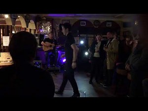 Whiskey in a jar - pub in Dingle Ireland