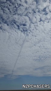 Have you ever seen a contrail (from plane) cast a shadow? #MBwx | NZP Chasers