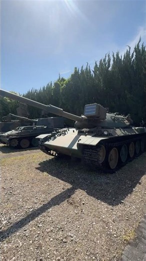 【自衛隊】74式戦車 特殊車両 はたらくくるま 陸上自衛隊 霞ヶ浦駐屯地 開設73周年 関東補給処創立28周年記念行事 2026年5月23日 防衛省 観閲行進 観閲飛行 重機