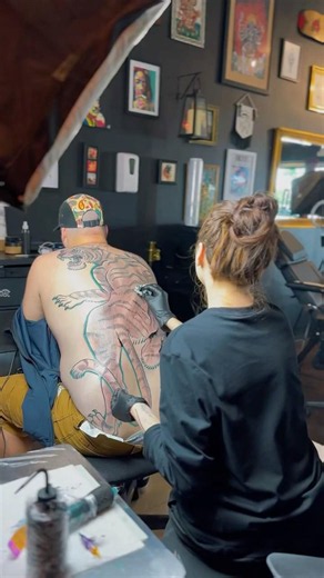 Giant TIGER BACK TATTOO 🐅 (Insane details!)