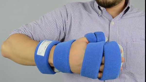 Restorative Medical BendEase Hand Splint - Wrist Pain Support for Carpal Tunnel, Arthritis and Stroke Recovery (Medium - Left)