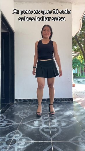 Chica recrea a Michael Jackson bailando salsa | Lisney Cueto