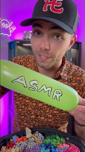 ASMR Balloon Twisting 🎈