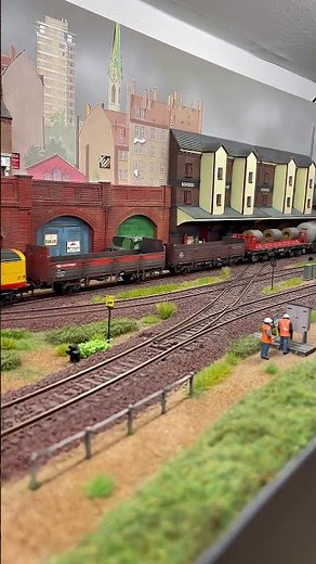 Bachmann Class 37 Railfreight Livery - Dcc sound - 534