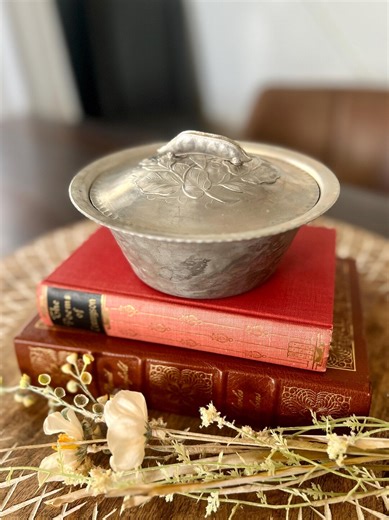 Vintage Everlast Hand Forged Aluminum Covered Dish • Peas in a Pod Handle • Mid Century Metalware - Etsy